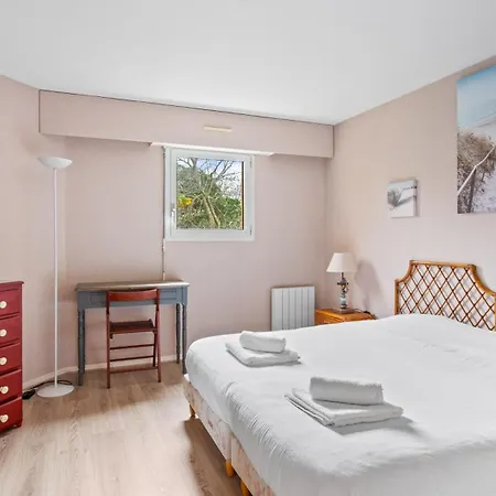 Apartment Spacieux 3 Pieces Avec Terrasse, A 3 Min, Linge Et Menage Inclus *